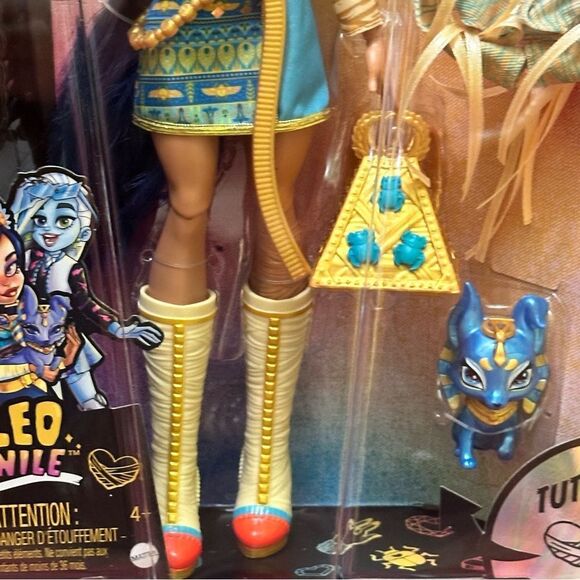 Monster High CLEO DE NILE Doll - Picture 6 of 7